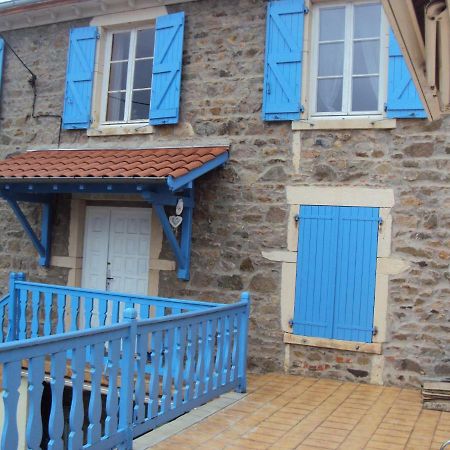 Maison Les Bleuets Hotel Le Perreon Exterior photo